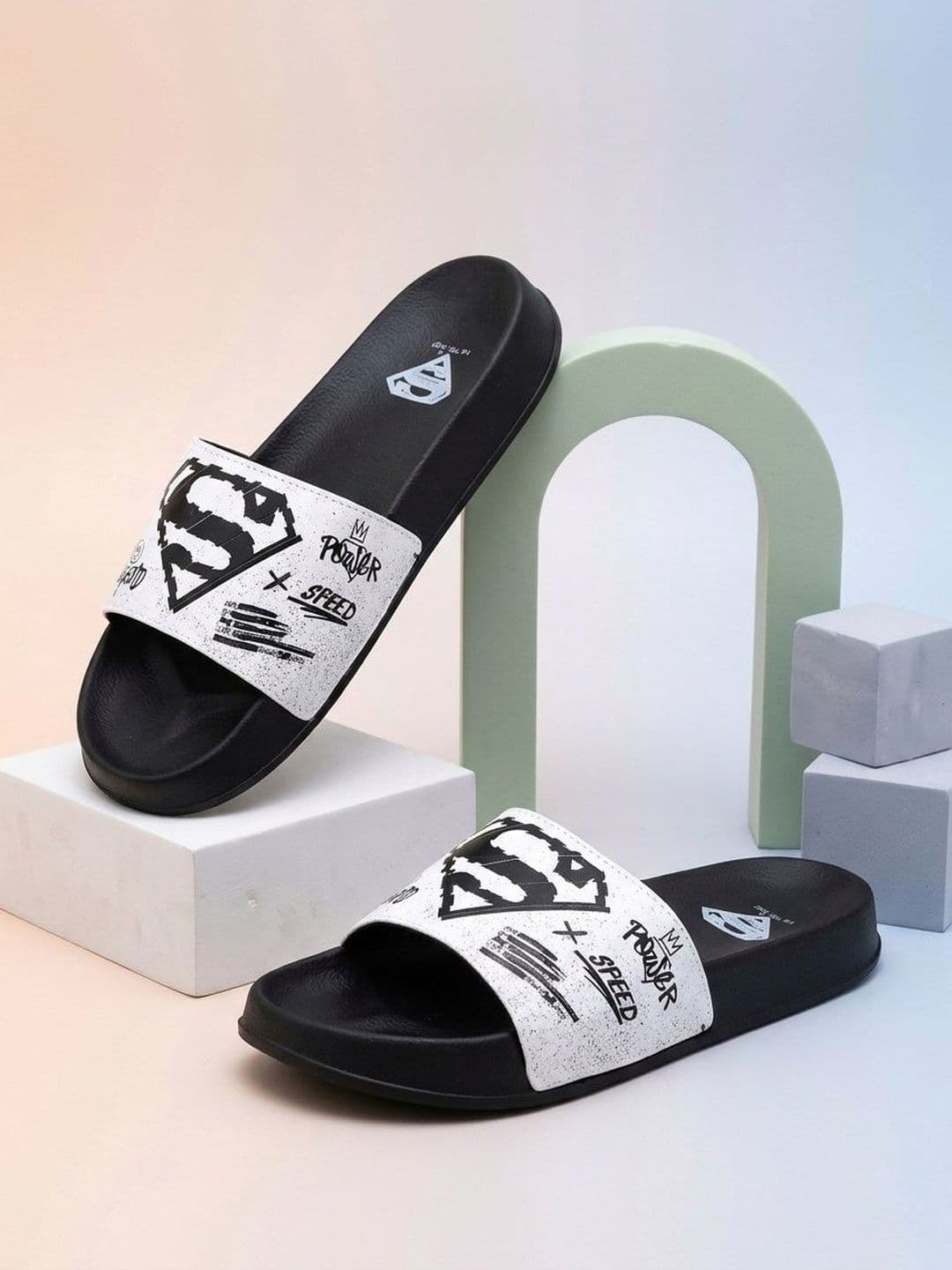 Muvez Men Printed Sliders - view 1