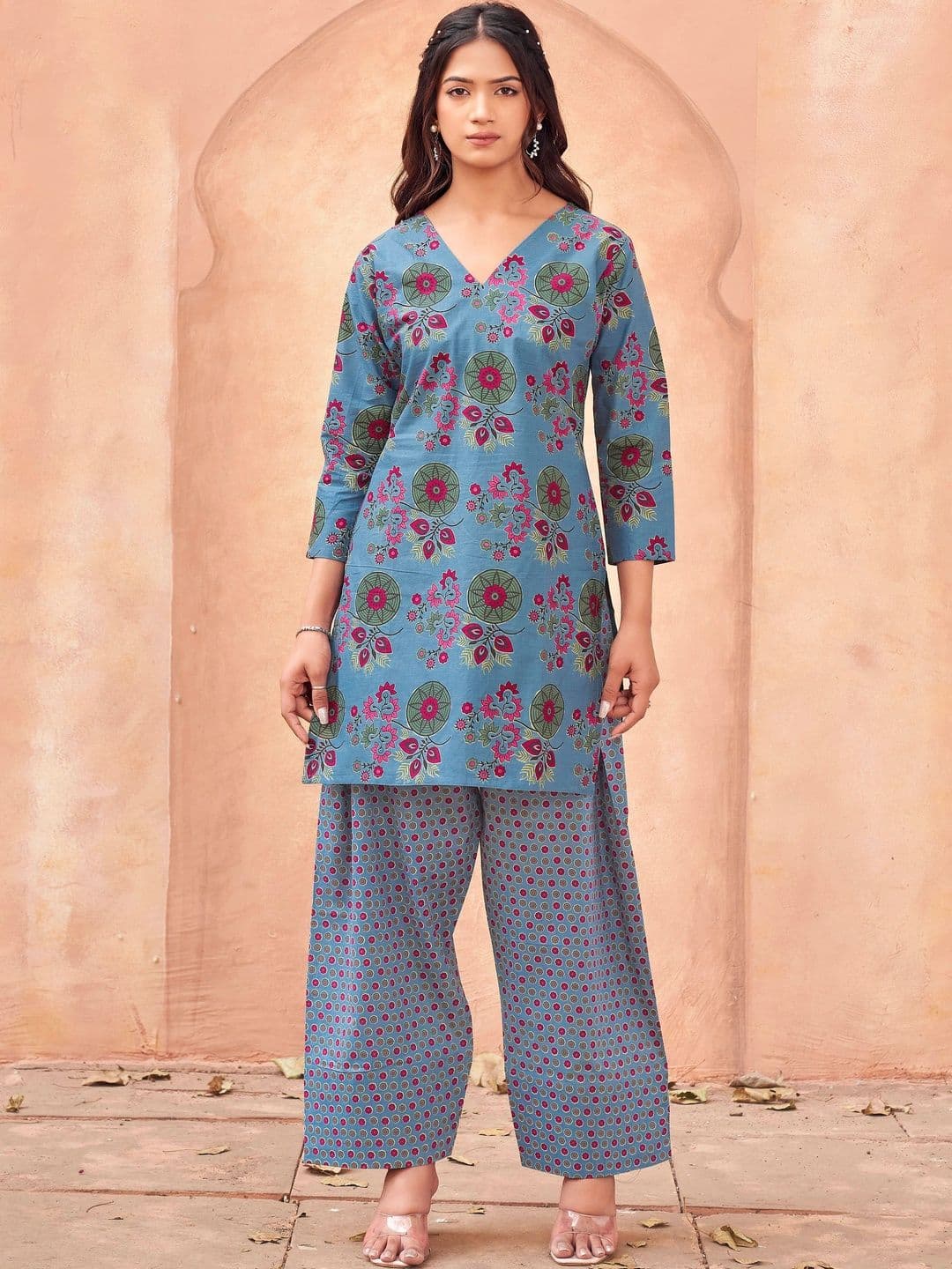 Tikhi Imli Women Floral Printed Regular Pure Cotton Kurta with Palazzos - view 1