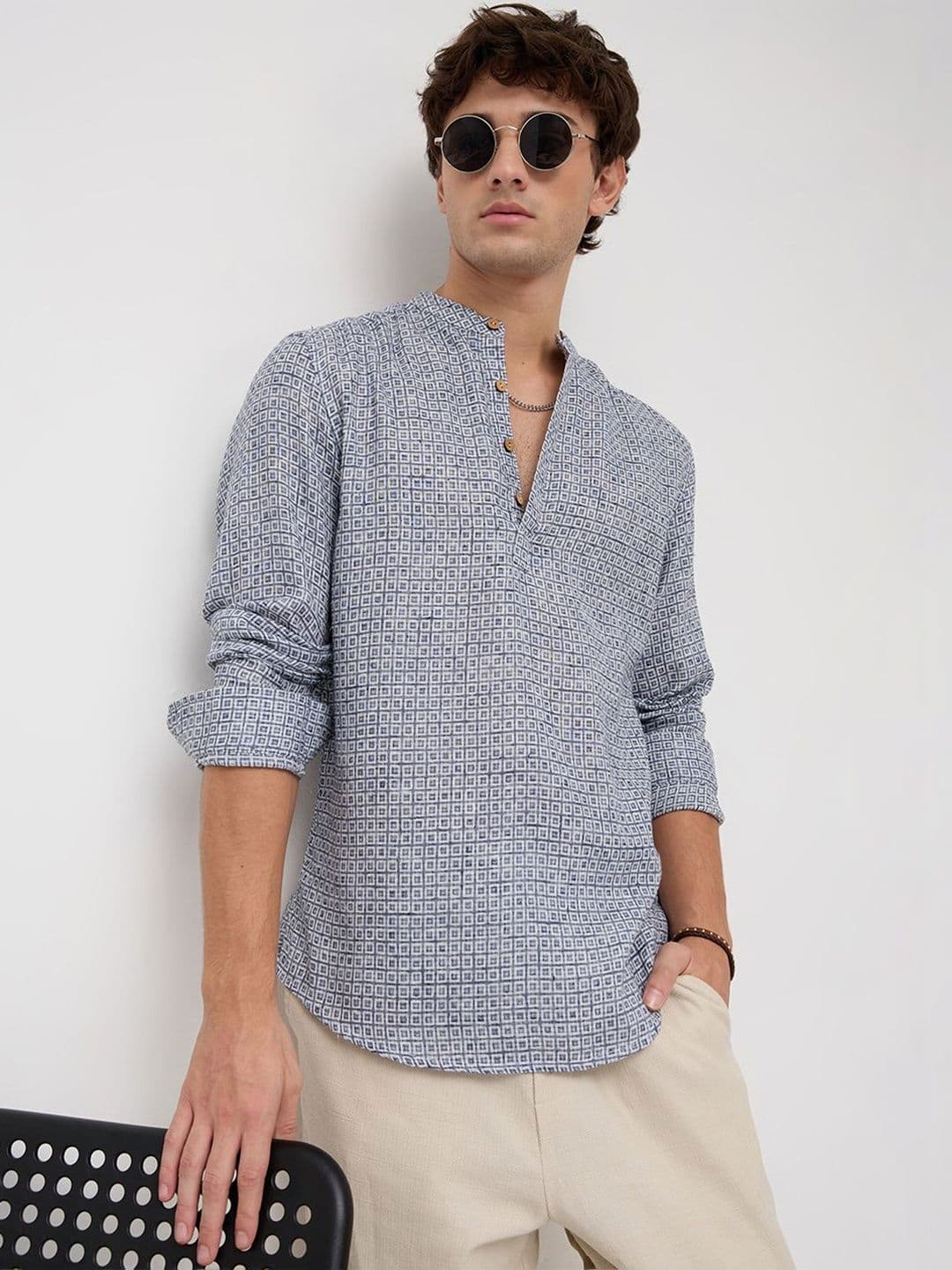VASTRADO Navy Geometric Maze Textured Kurta - view 1