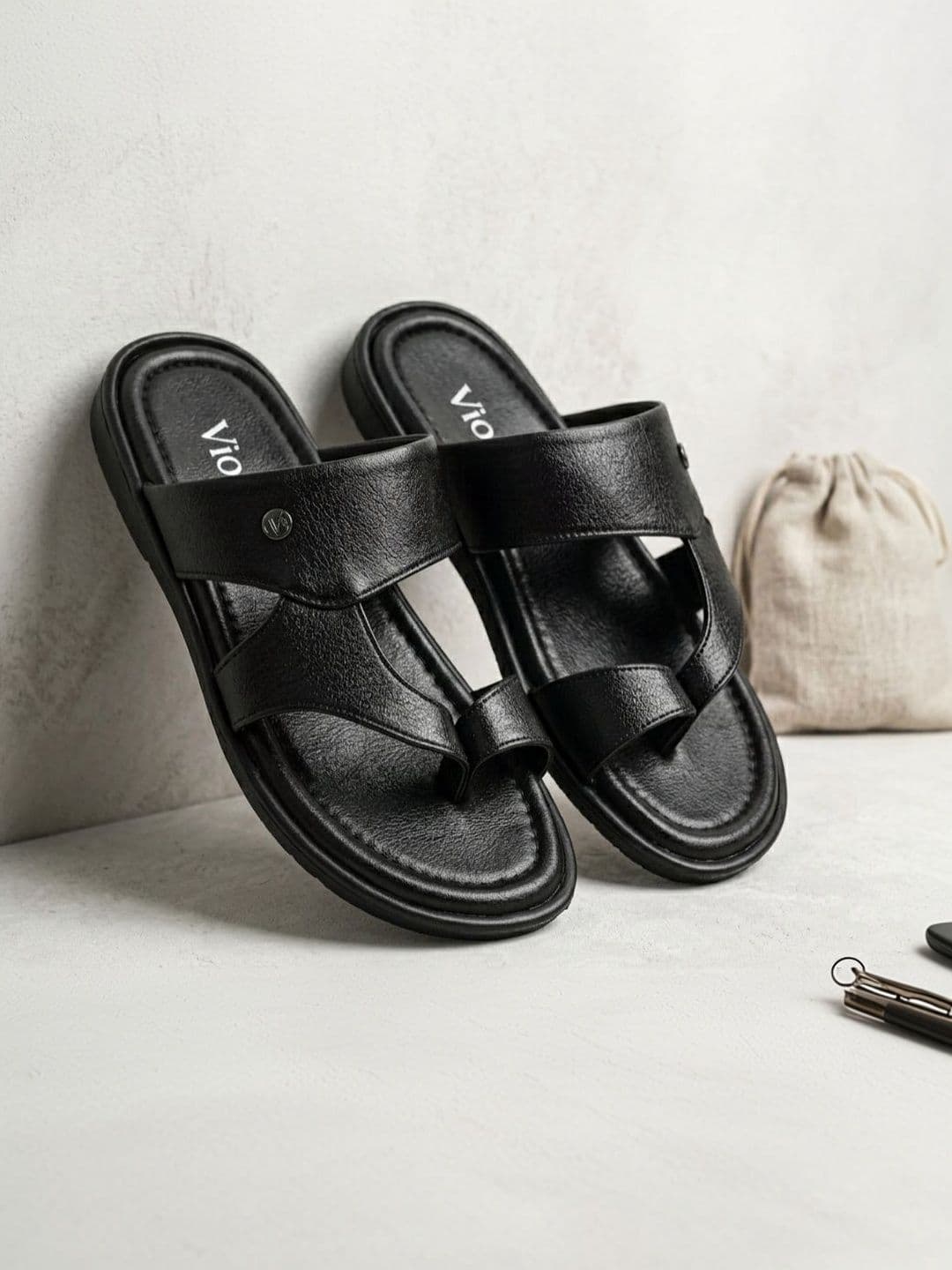 Viora Men Thong Flip-Flops - view 1