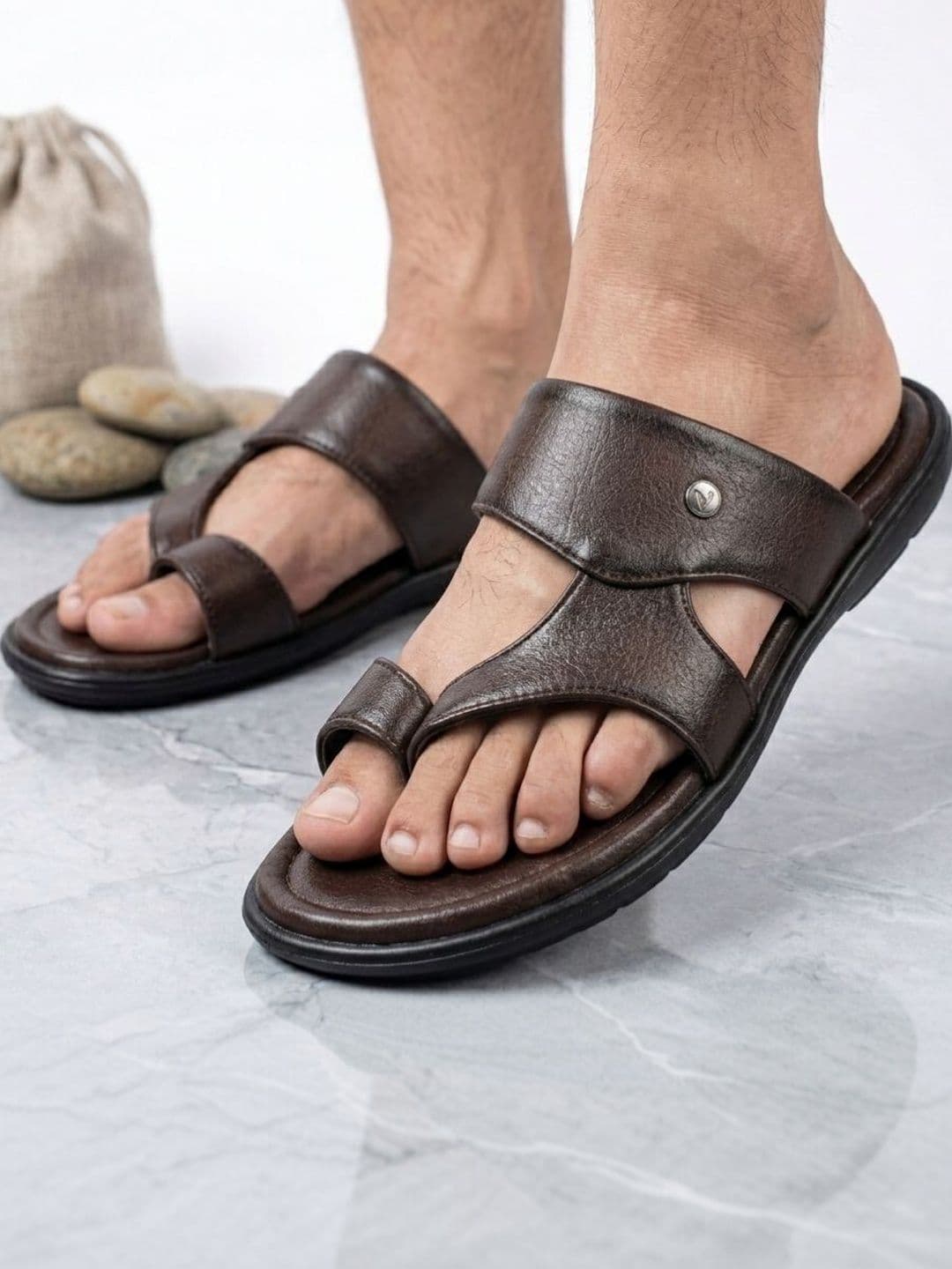 Viora Men Thong Flip-Flops - view 1