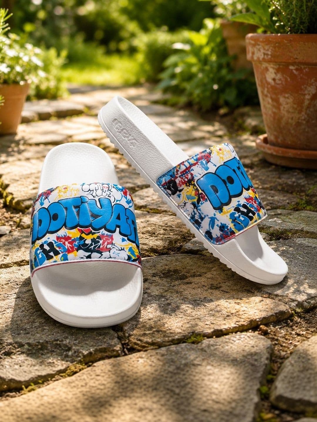 JOOTIYAPA Men Printed Sliders - view 1