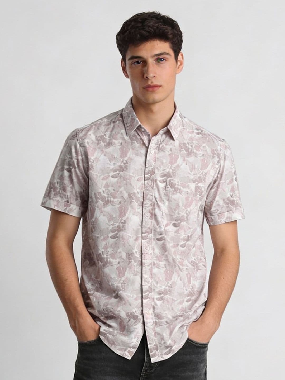 Klub Fox Men Slim Fit Spread Collar Floral Printed Cotton Casual Shirt - view 1