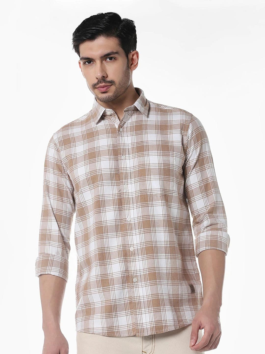 Klub Fox Men Slim Fit Checked Spread Collar Cotton Casual Shirt - view 1