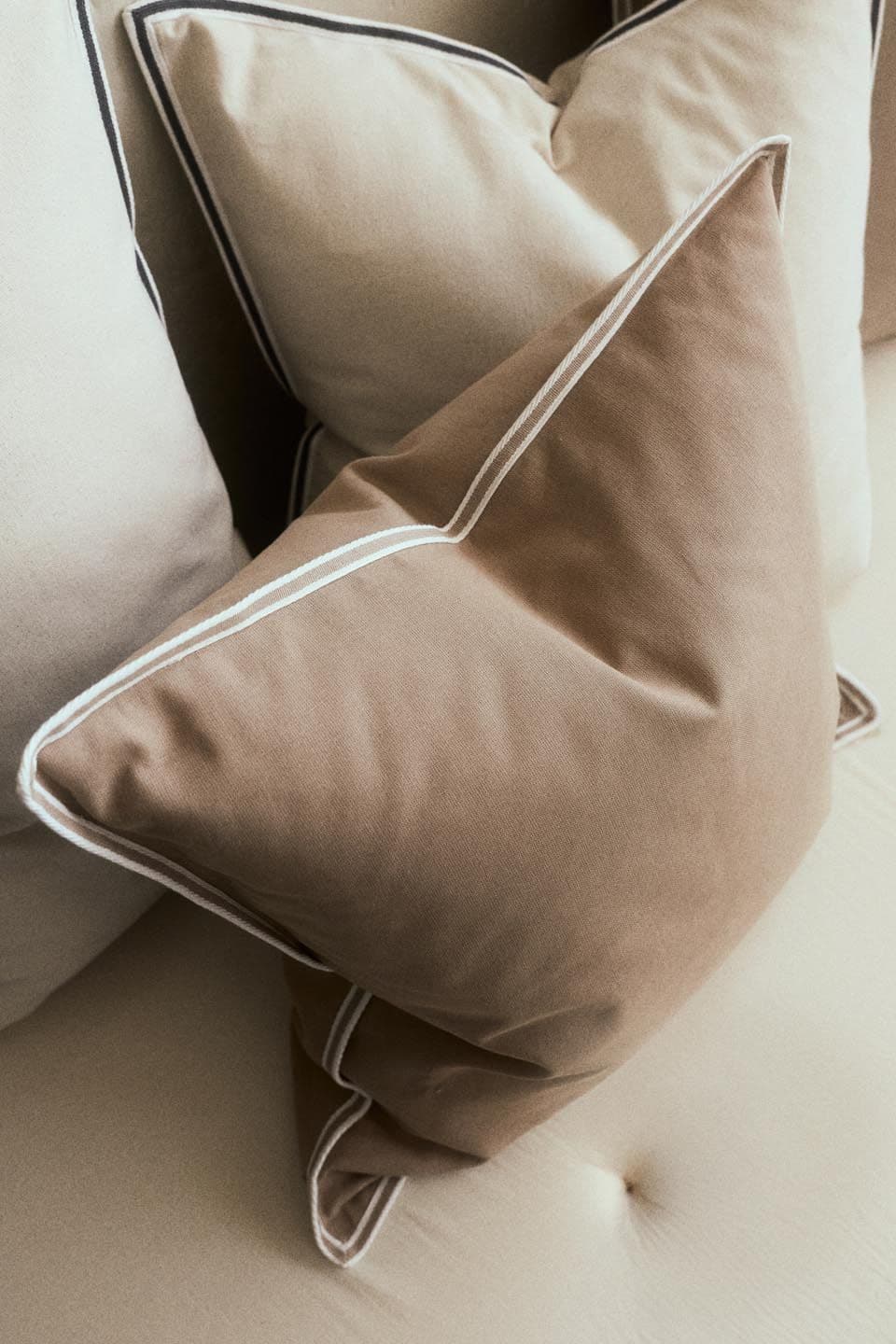 H&M Cotton Canvas Cushion Cover - view 1