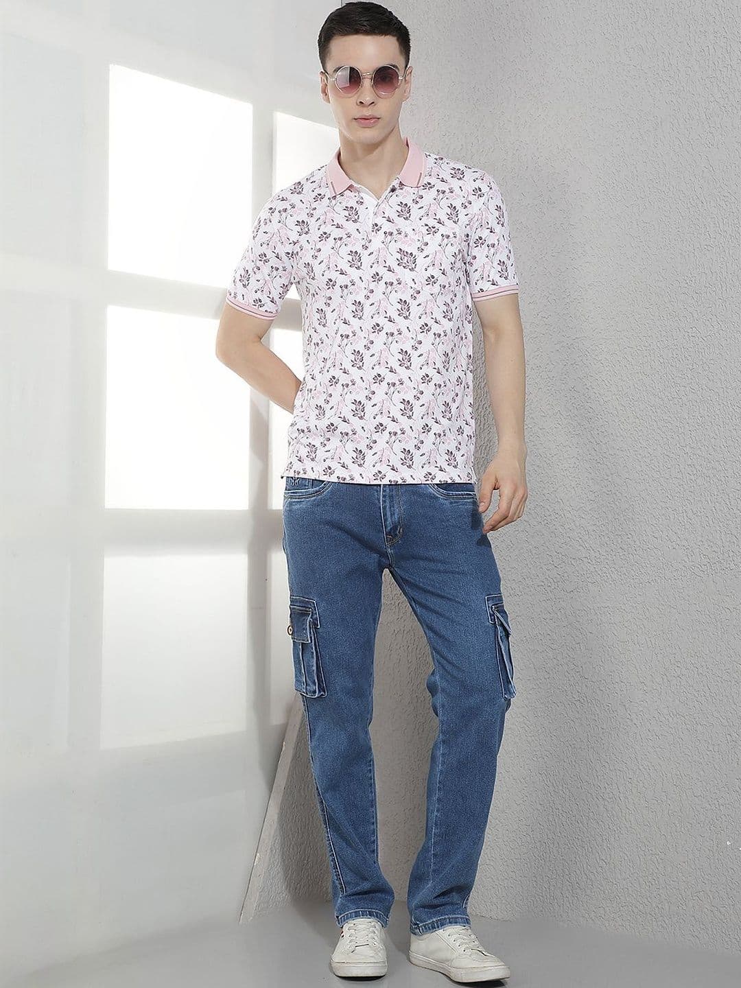 Crimsoune Club Men Regular Fit Mid-Rise Light Fade Stretchable Jeans - view 1