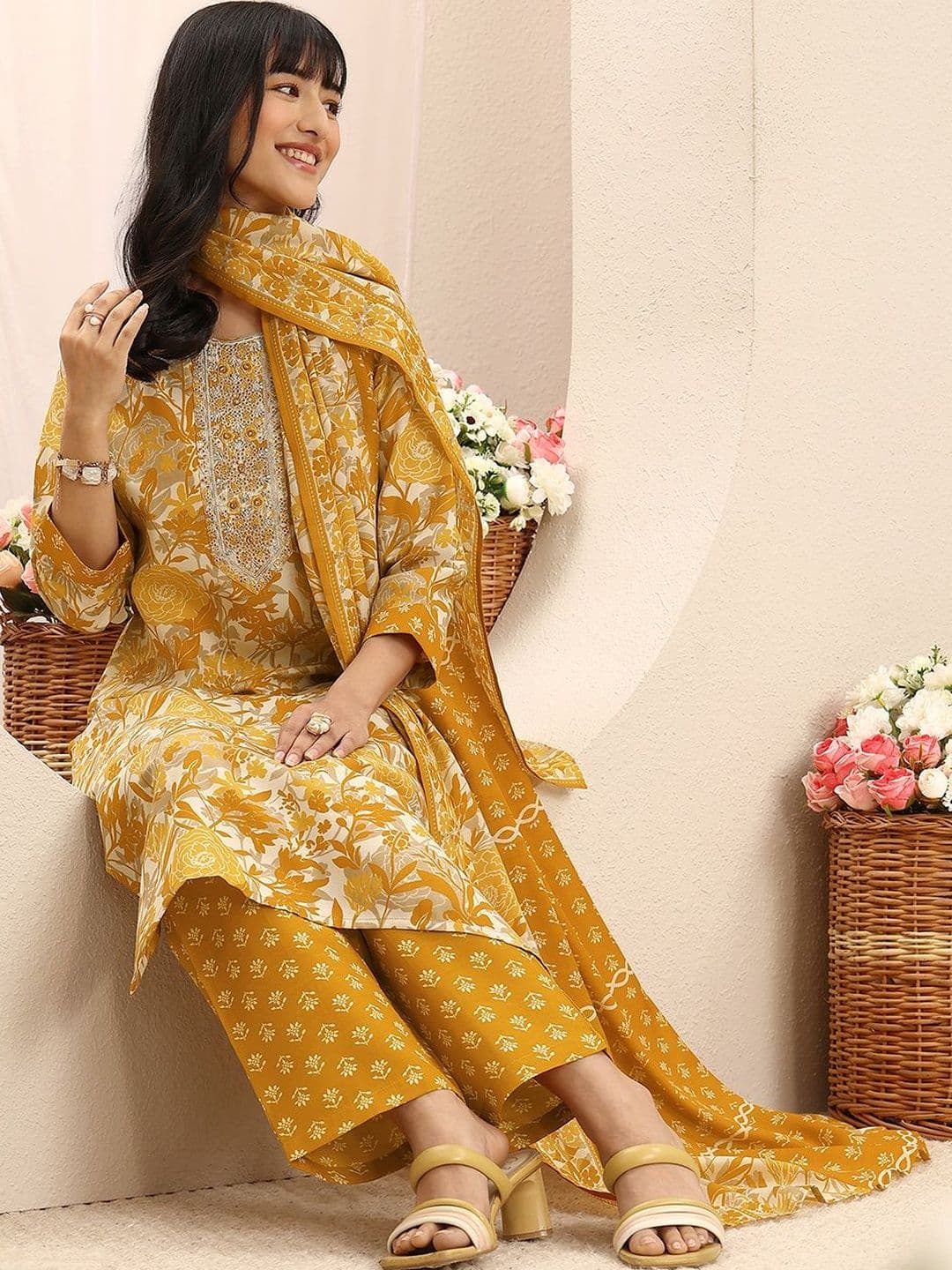 Gerua By Libas Women Floral Printed Regular Thread Work Kurta with Trousers & With Dupatta - view 1