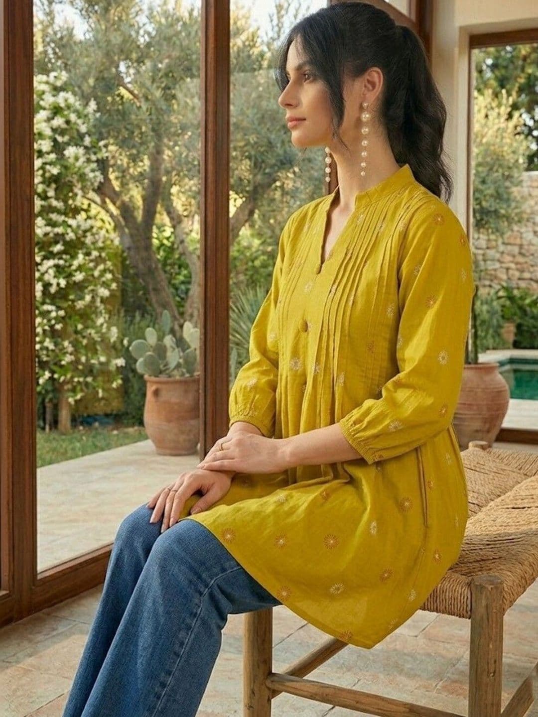 KALINI Women Floral Embroidered Thread Work Indie Florals Kurta - view 1