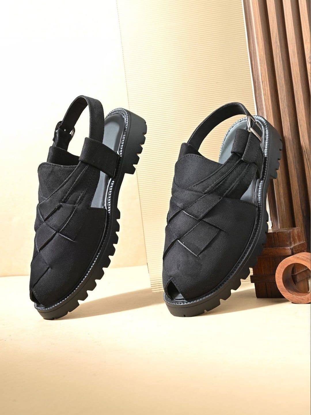 POS Planet Of Shoes Men Fisherman Sandals - view 1