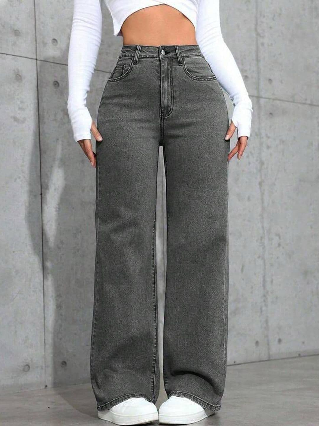 zayla Women Loose Wide Leg High-Rise Light Fade Stretchable Jeans - view 1