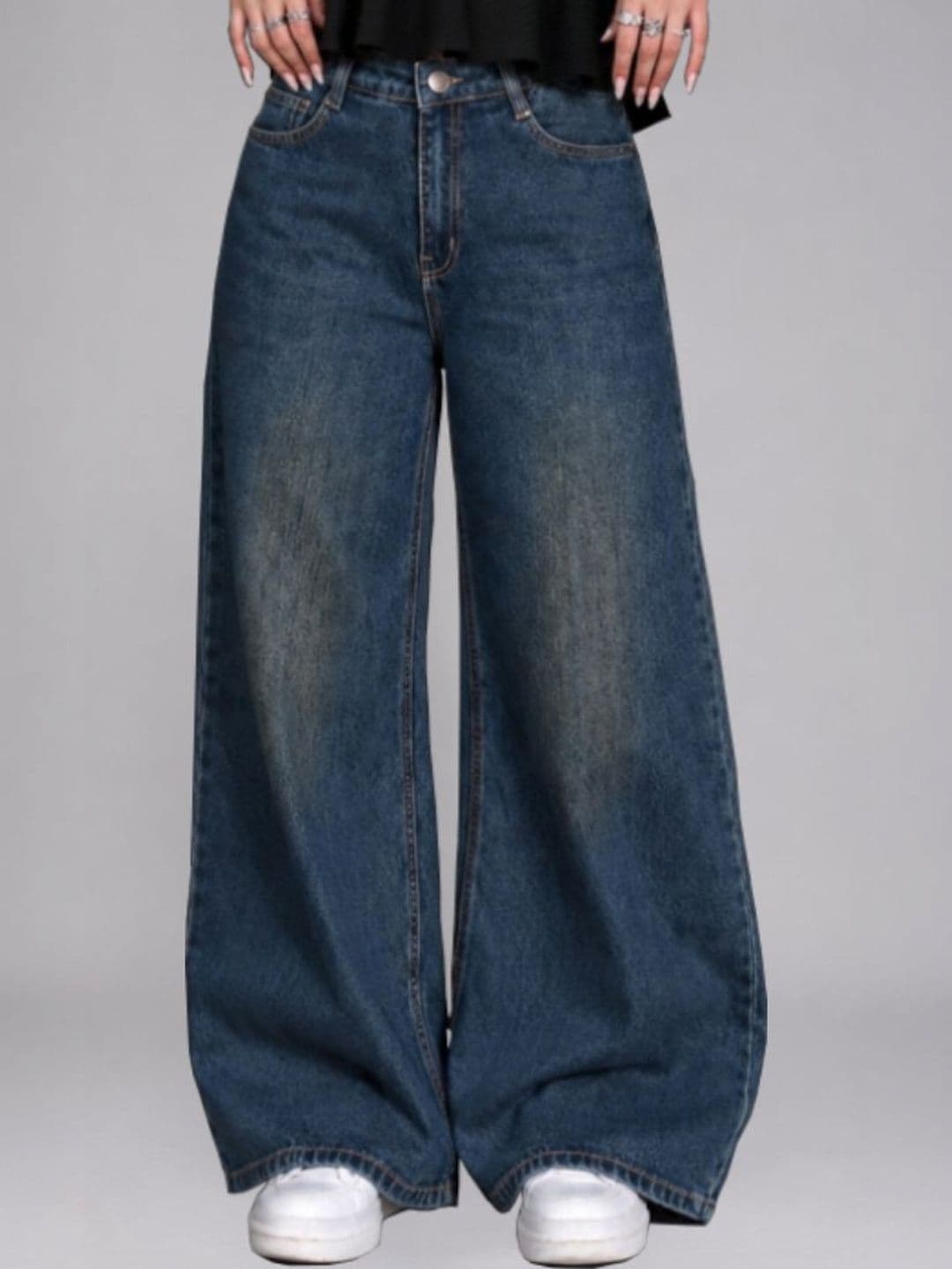 Novio Women London Flared High-Rise Light Fade Stretchable Jeans - view 1