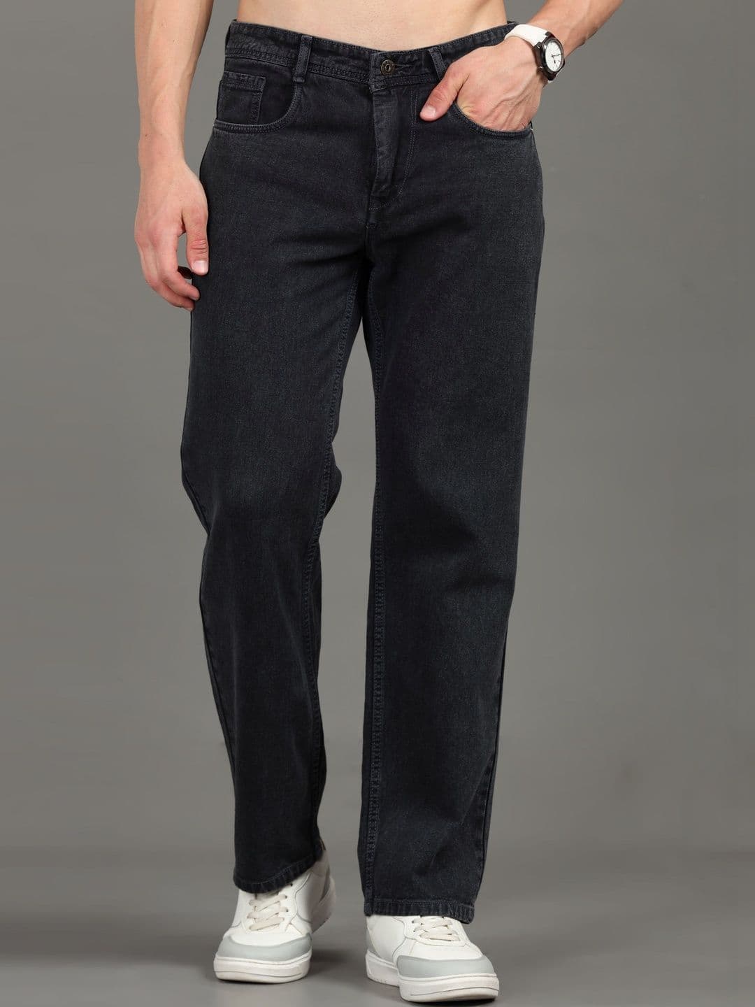 R.Code by The Roadster Life Co. Men Loose Mid-Rise Light Fade Jeans