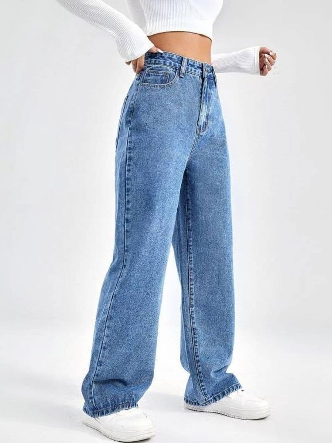 STYLOKAT Women Jean Relaxed Fit High-Rise Light Fade Jeans - view 1