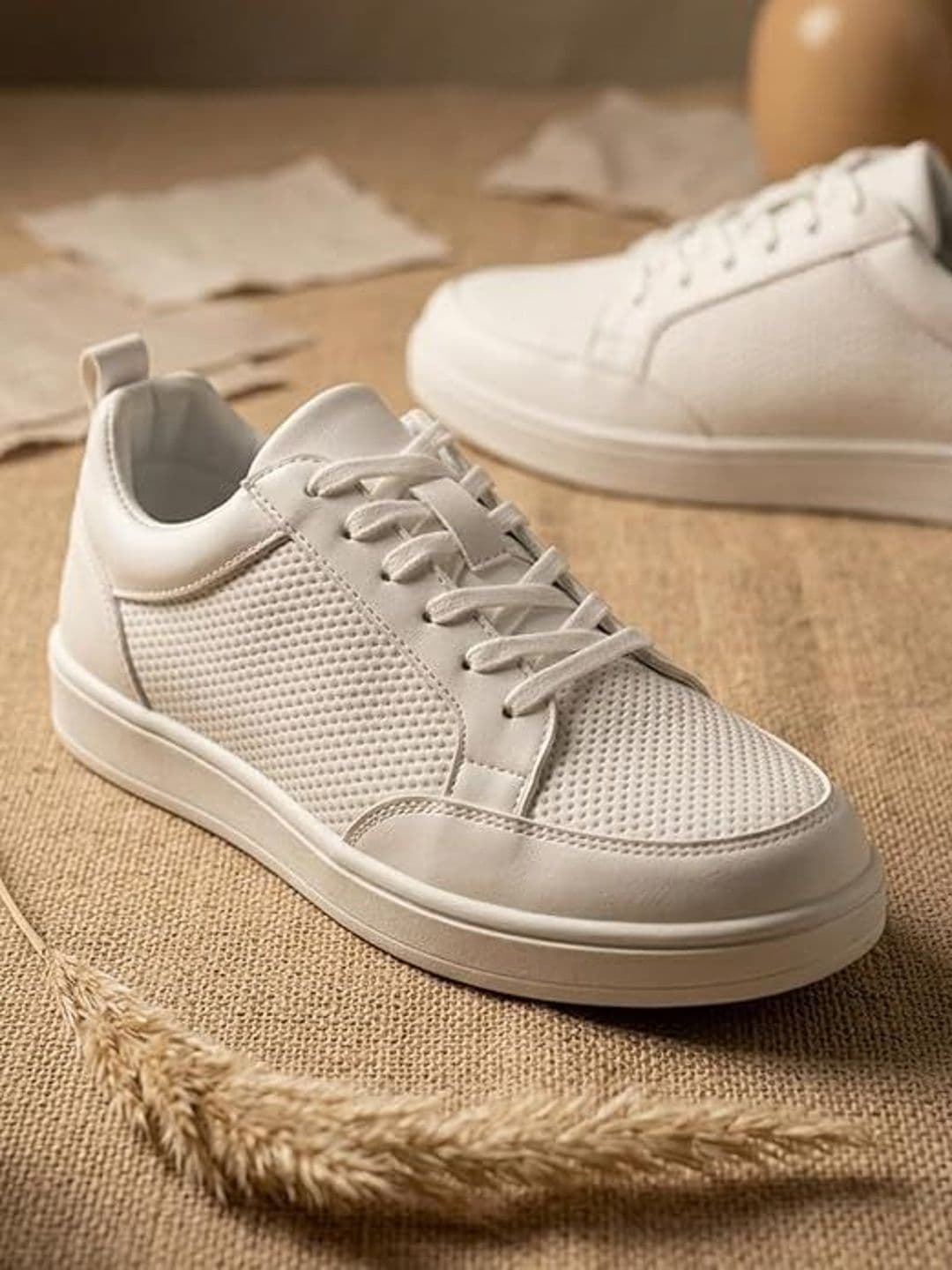 Roadster Men Textured Sneakers