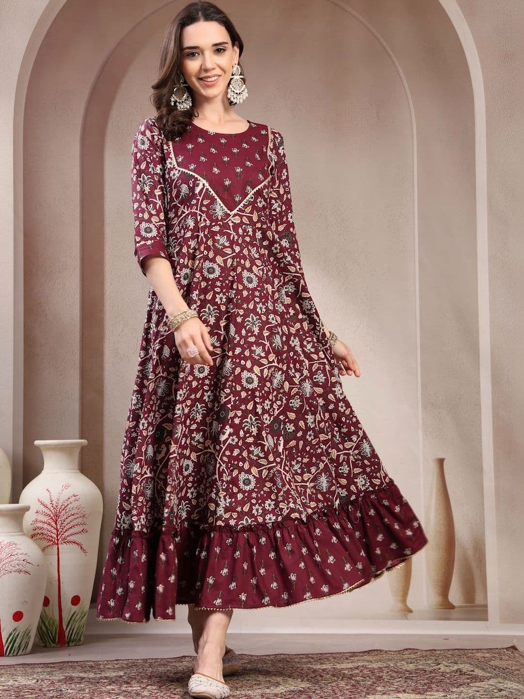 NAVYAAZRI Women Floral Printed Indie Prints Anarkali Kurta - view 1