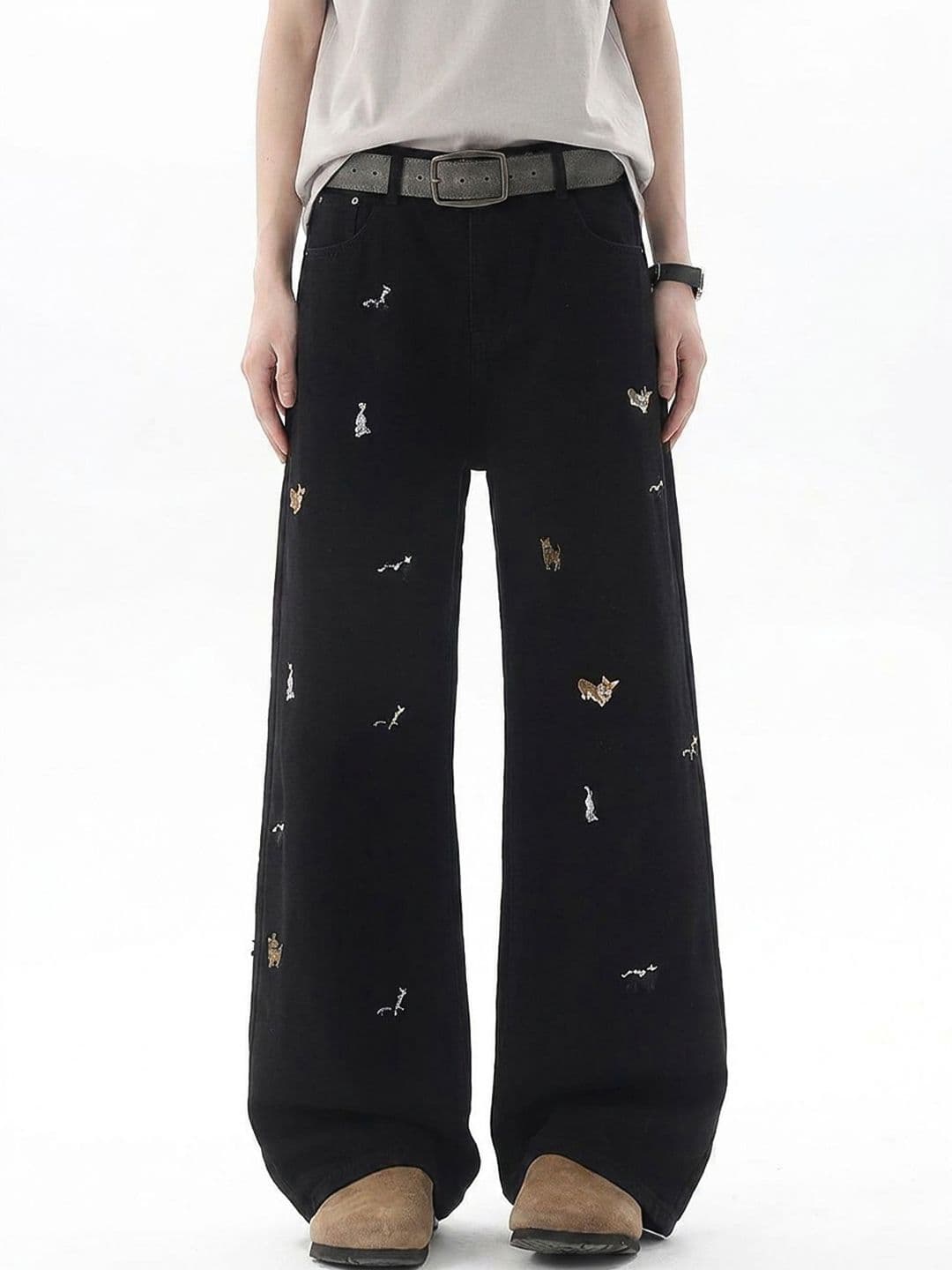 StyleCast x Revolte Men Boyfriend Fit Mid-Rise Heavy Fade Printed Jeans - view 1