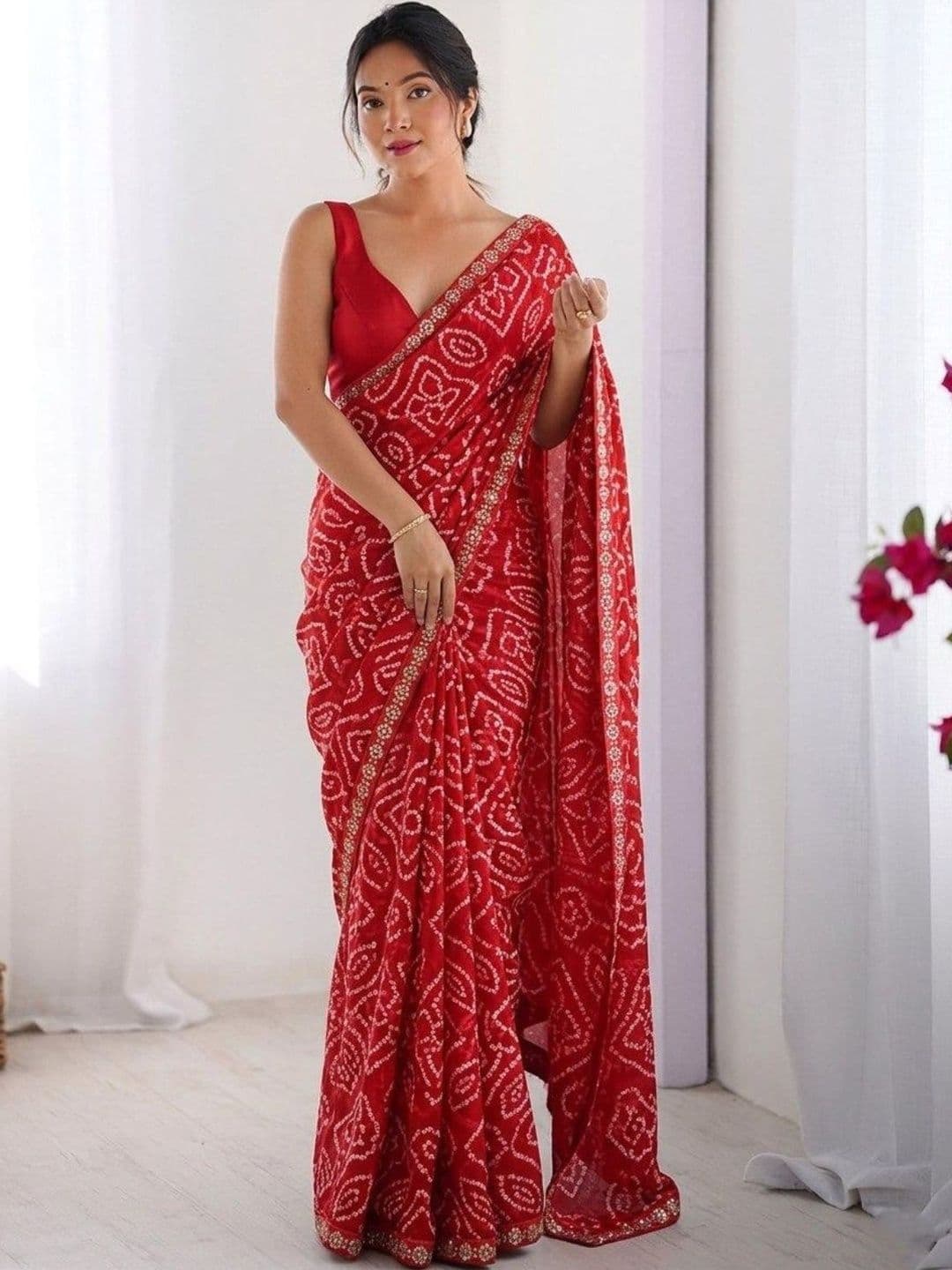 ODETTE Ethnic Motifs Embroidered Poly Georgette Heavy Work Saree - view 1