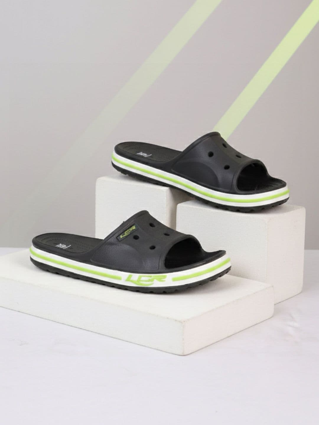 Lancer Men Colourblocked Sliders - view 1