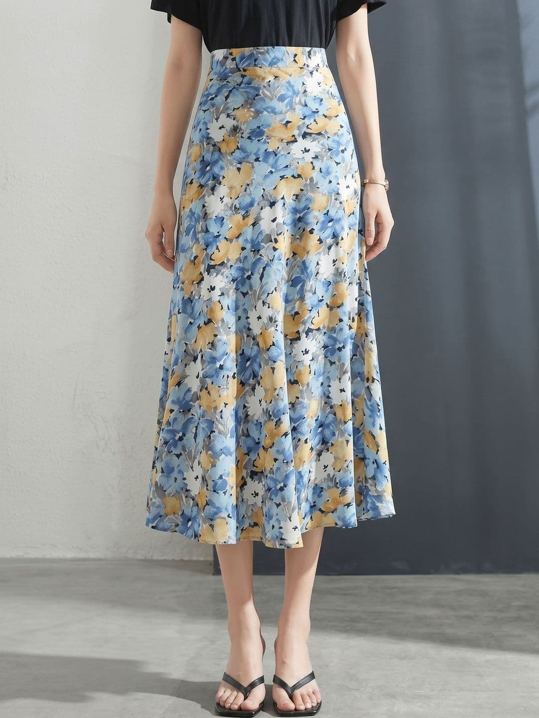 StyleCast x Revolte Women Floral Midi A-Line Skirt - view 1