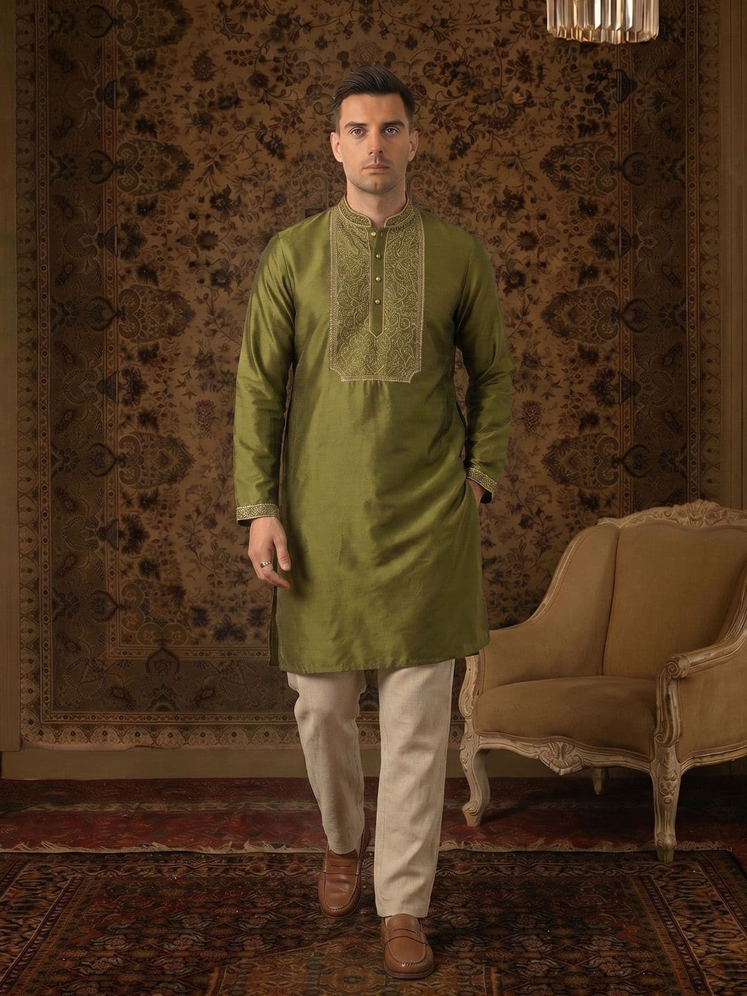 House of Pataudi Jashn Embroidered Kurta - view 1