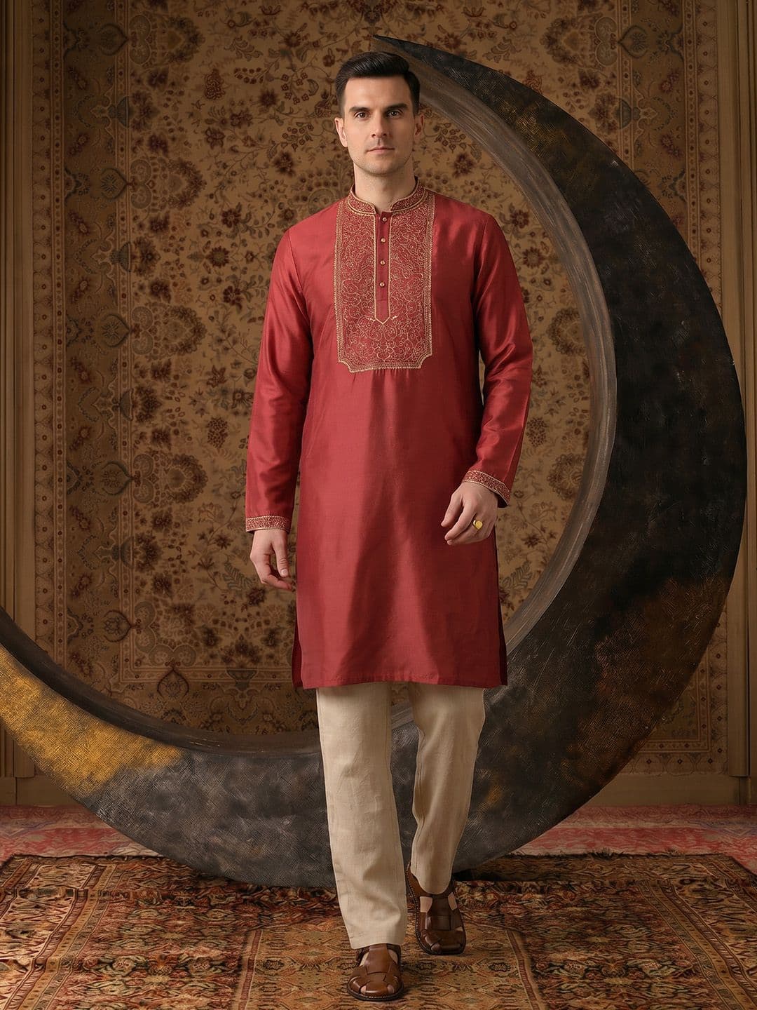 House of Pataudi Jashn Ethnic Motifs Embroidered Kurta - view 1