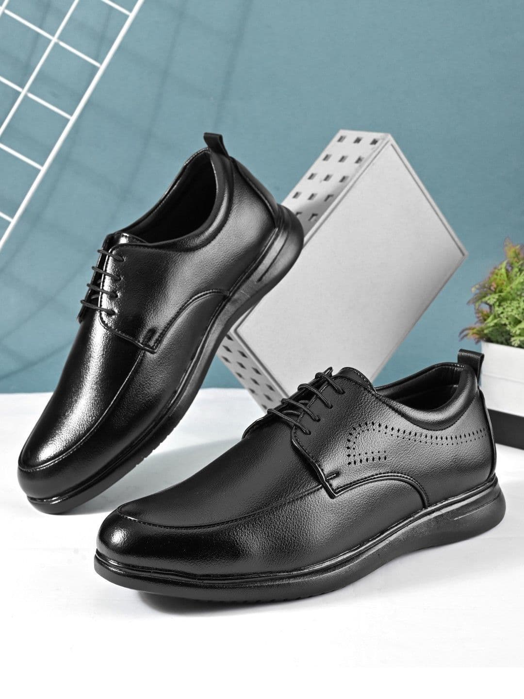 HERE&NOW Men Black Synthetic Leather Formal Lightweight Eva Outsole Lace Up Derby Shoes - view 1
