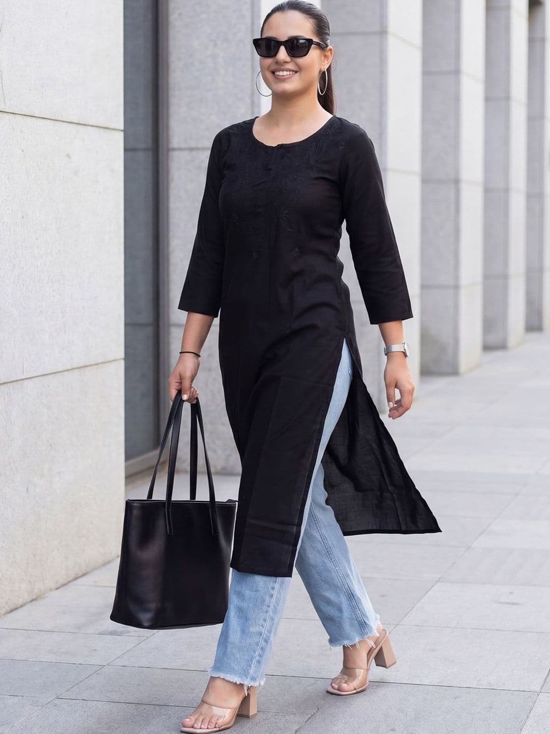 Indo Era Women Embroidered Chikankari Kurta - view 1