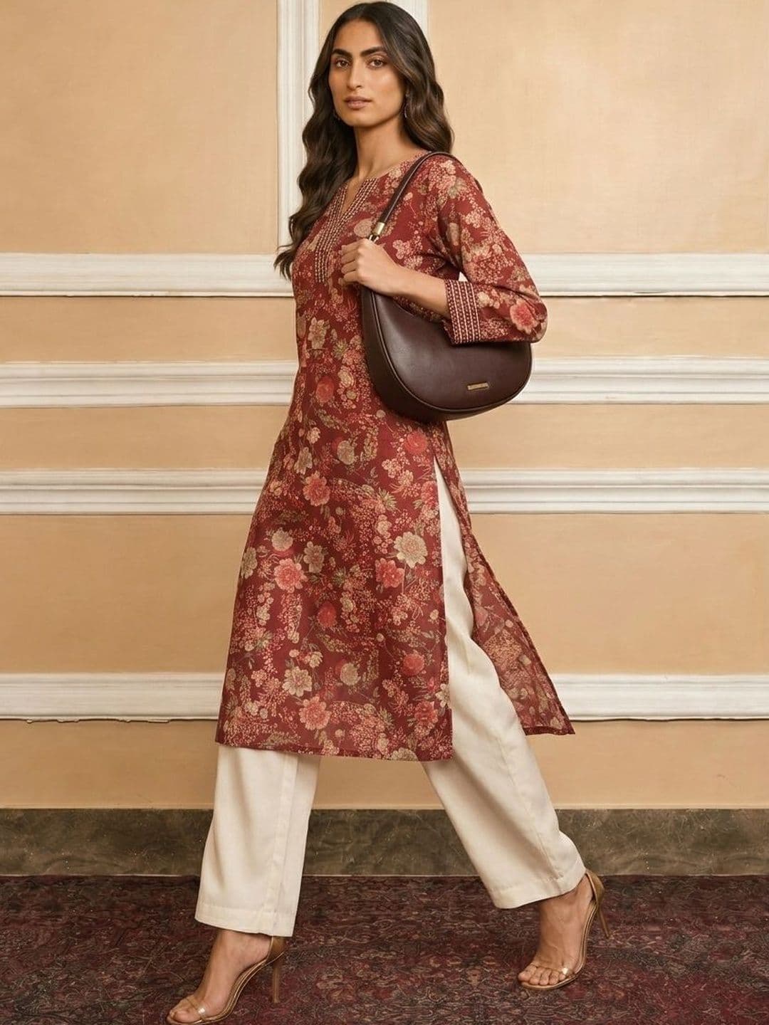 AANVI Women Floral Printed Thread Work Indie Florals Kurta - view 1
