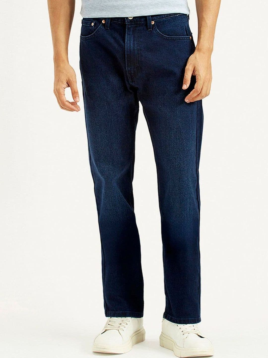 Levis Men Classic Straight Fit Mid-Rise Light Fade Stretchable Jeans - view 1