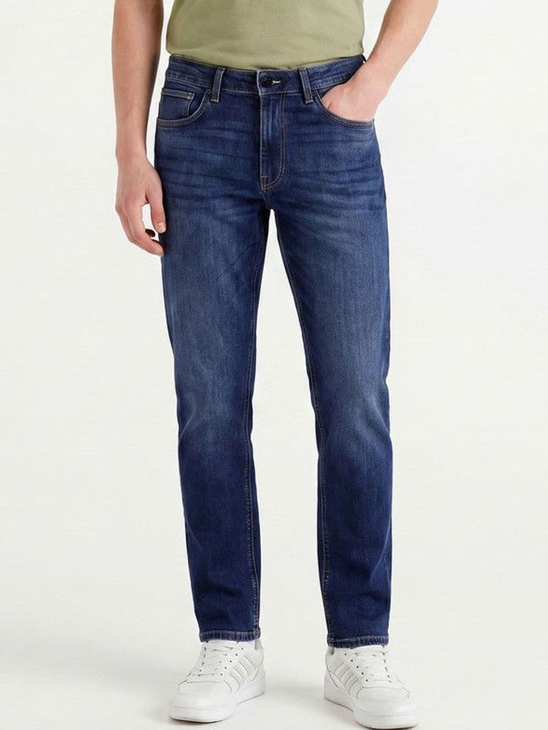United Colors of Benetton Men Tapered Fit Mid-Rise Light Fade Jeans - view 1