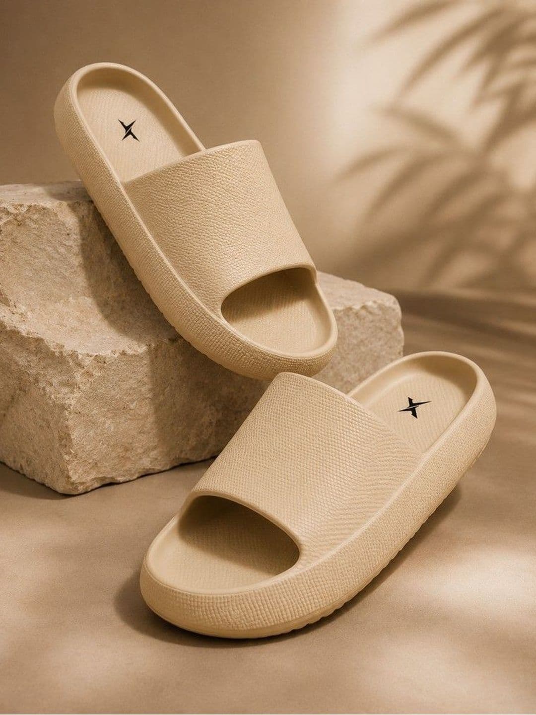 Knight Ace Men Sliders - view 1
