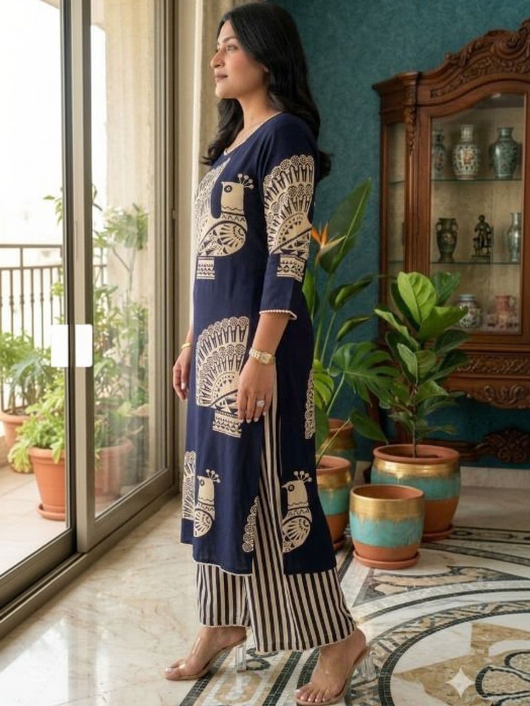 Parth Fab Women Floral Printed Regular Kurta with Palazzos - view 1