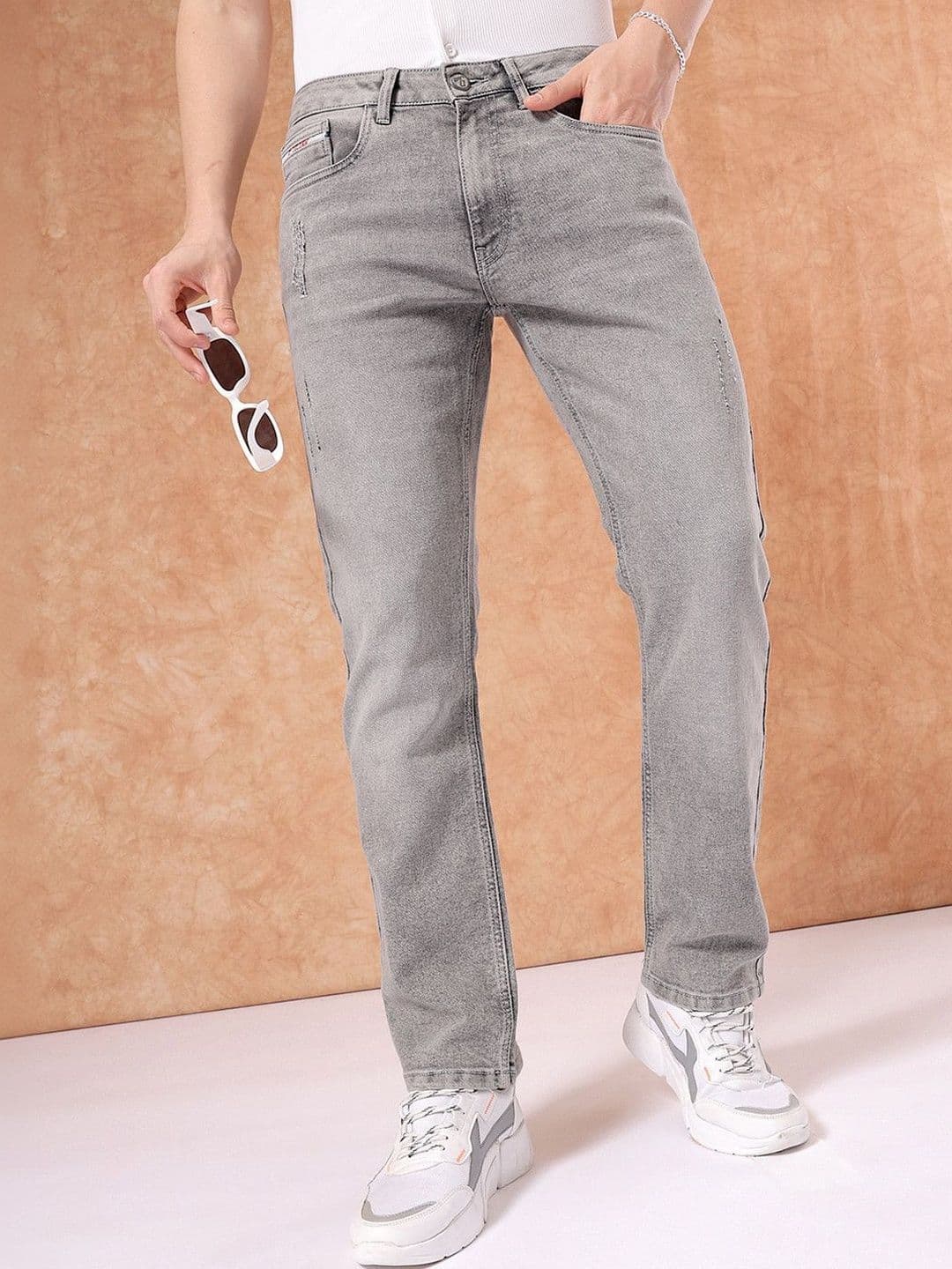 The Indian Garage Co Men Slim Fit Heavy Fade Stretchable Jeans - view 1