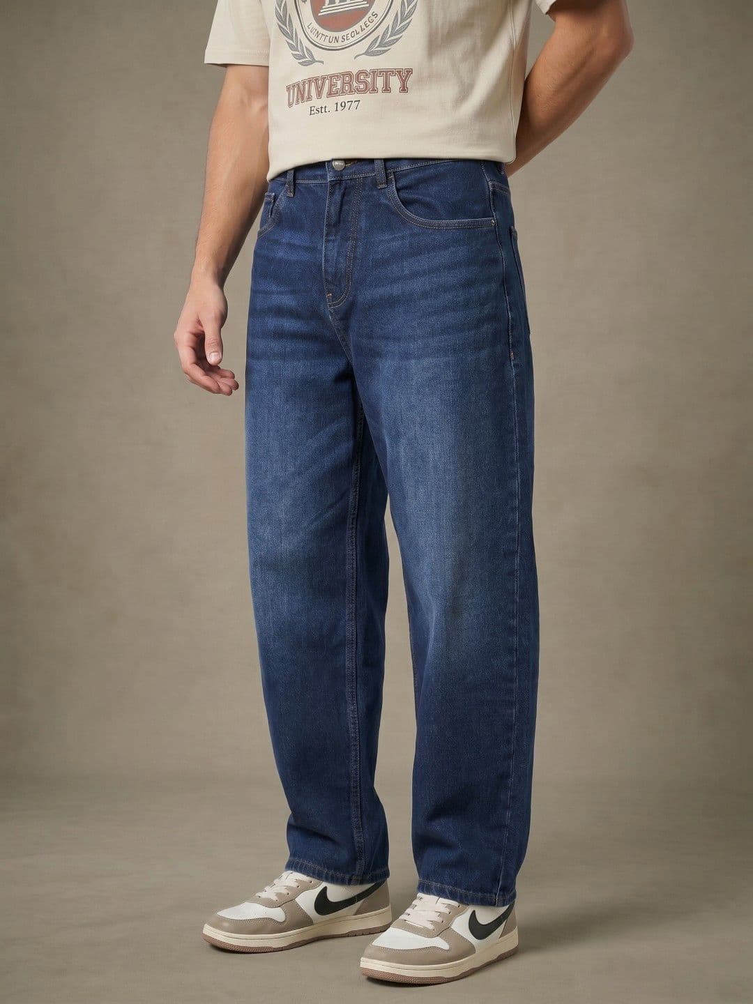 glitchez Men Barrel Fit Light Fade Stretchable Jeans