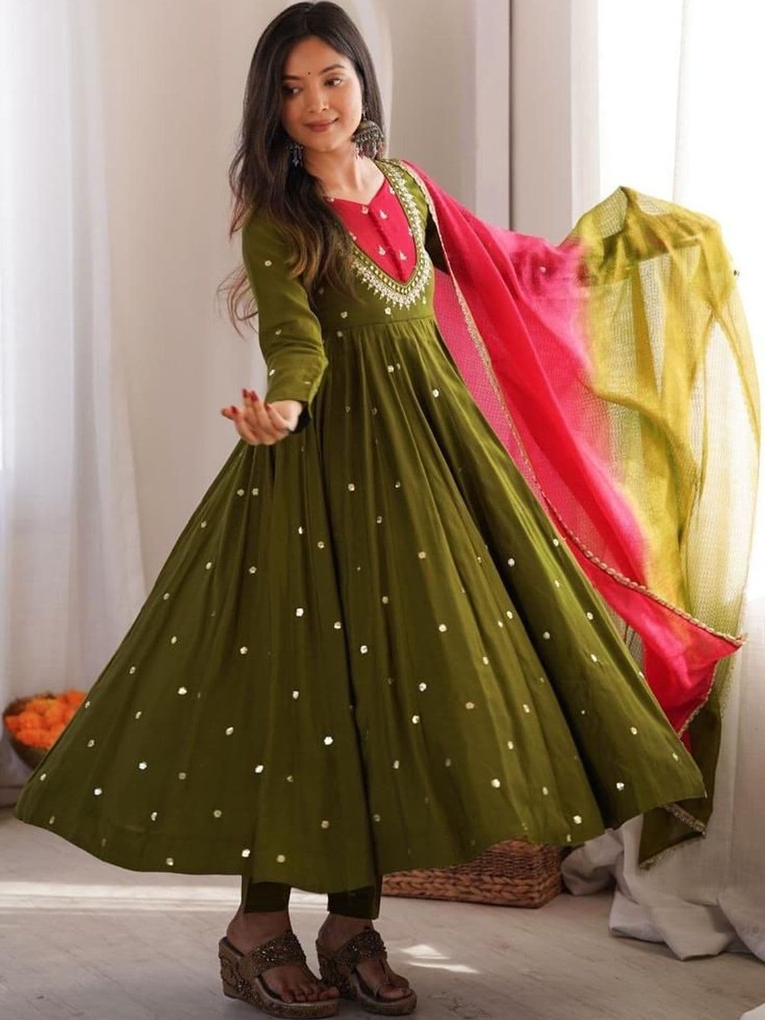 SAJAVAT ETHENIC WEAR Women Regular Gotta Patti Kurta With Trousers & Dupatta - view 1
