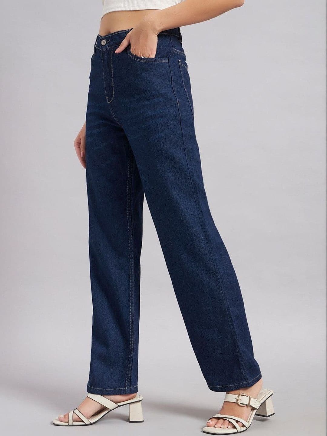 Mast & Harbour Women London Relaxed Fit Mid-Rise Light Fade Jeans - view 1