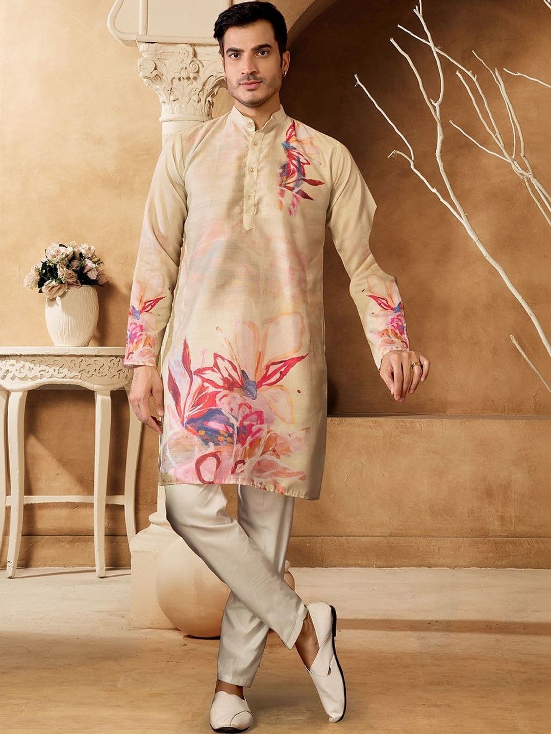 House of Pataudi Men Floral Printed Floral Kurta - view 1