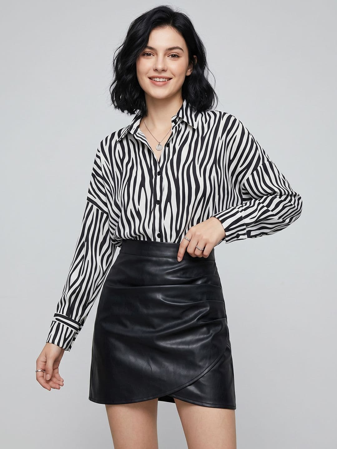bebe Women Above Knee Skirts - view 1