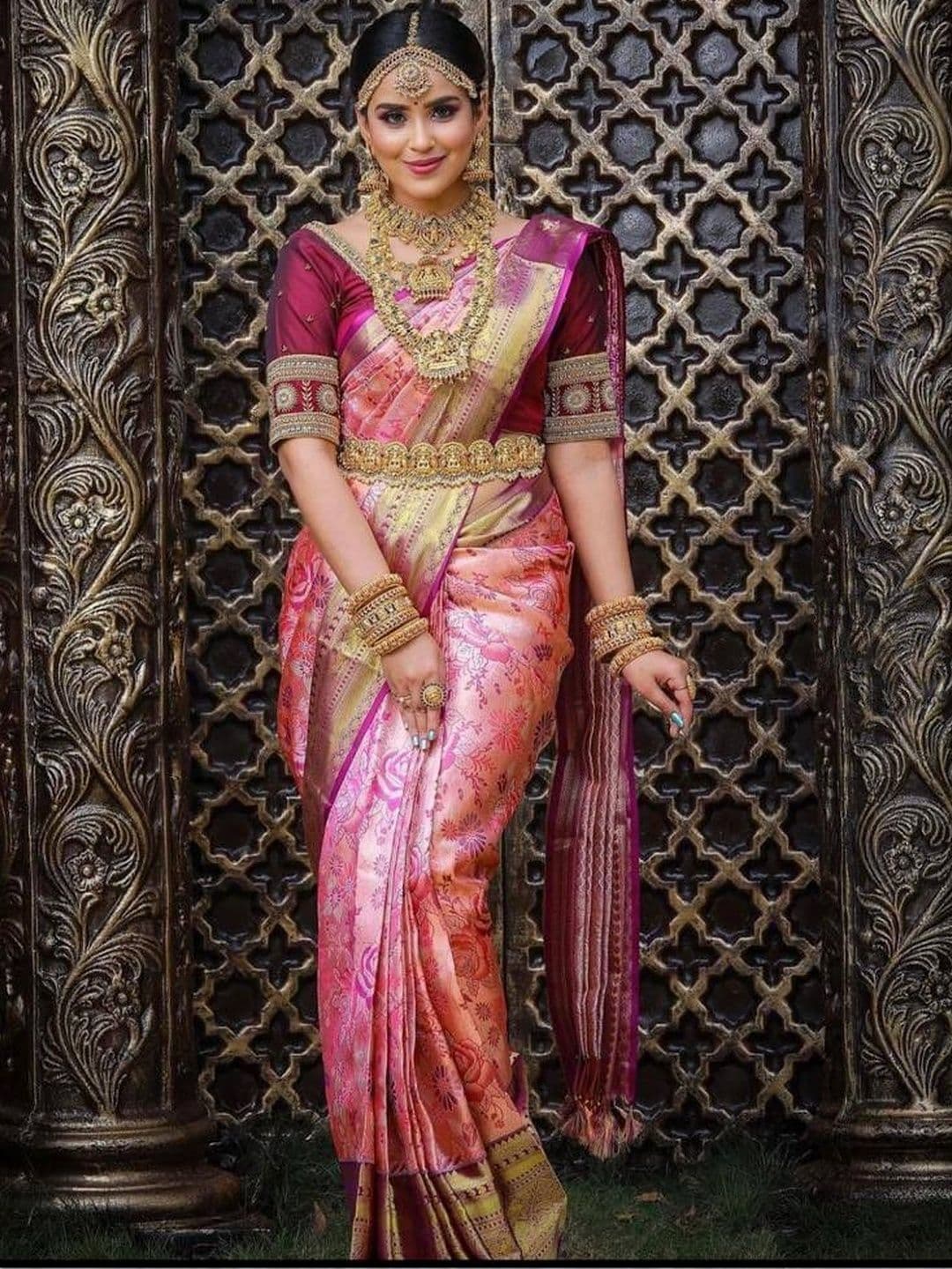 LIMDO Ethnic Motifs Zari Art Silk Heavy Work Kanjeevaram Saree - view 1