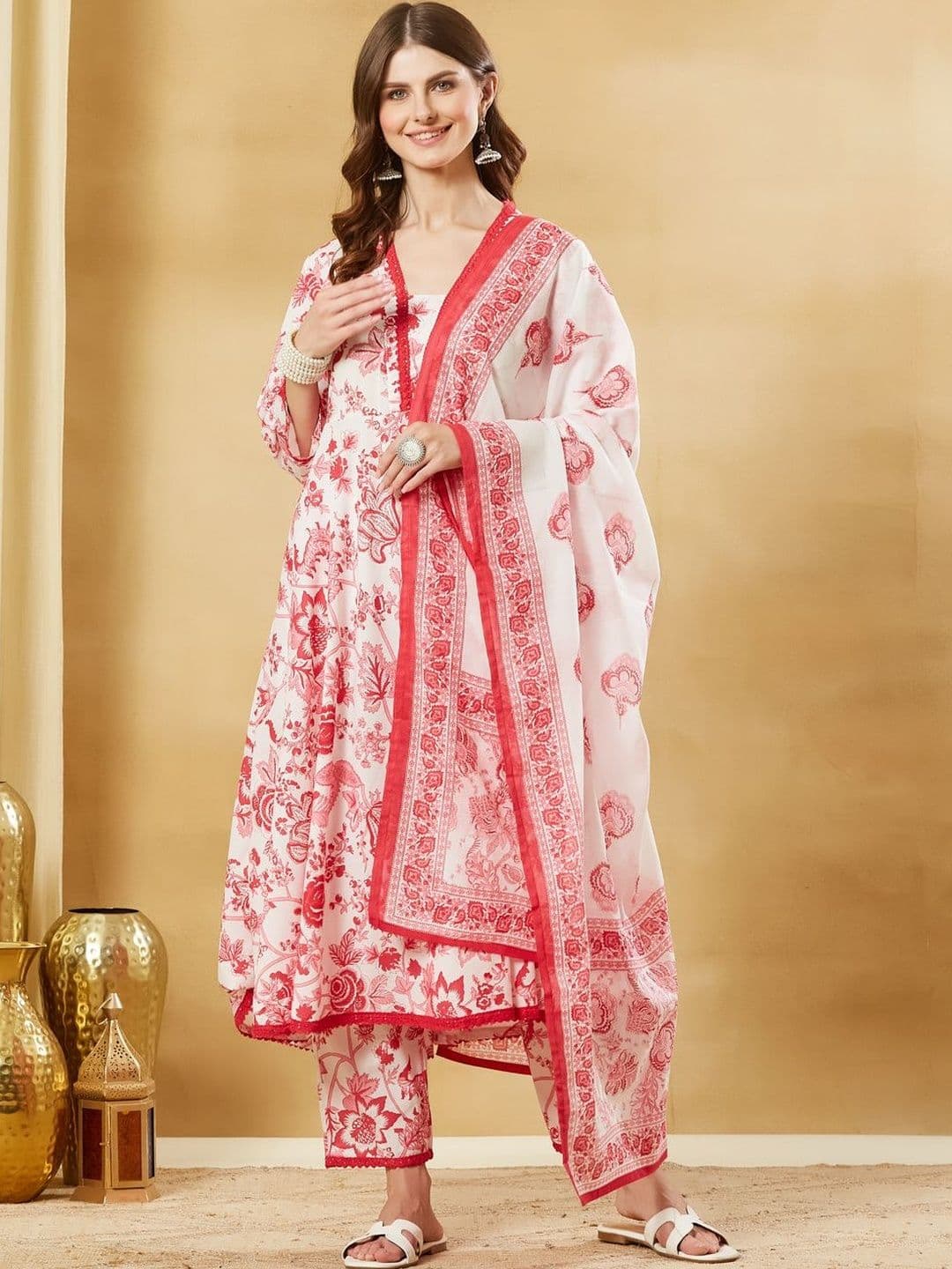 Divena Women Floral Printed Regular Pure Cotton Kurta with Trousers & With Dupatta - view 1