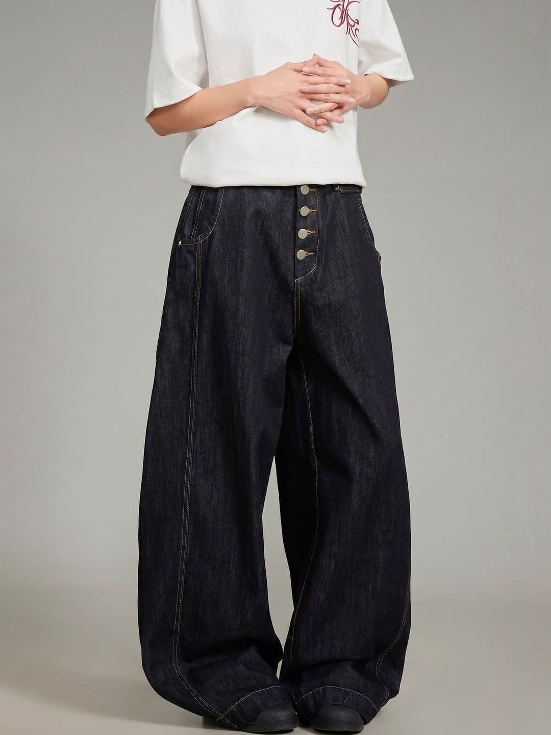 Suo Men Wide Leg Mid-Rise Jeans - view 1