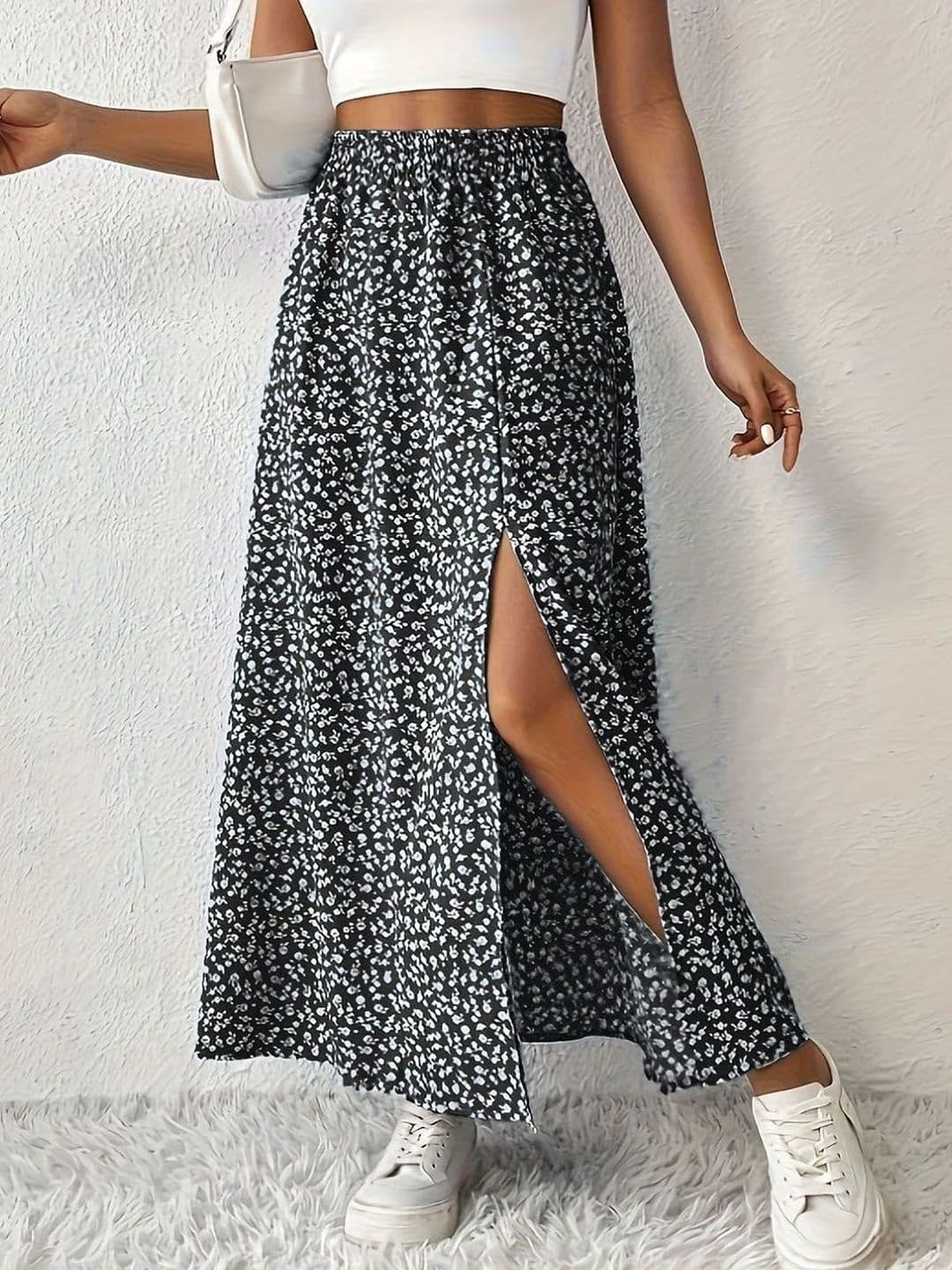 Suo Women Floral Micro or Ditsy Print Front Slit Midi A-Line Skirt - view 1