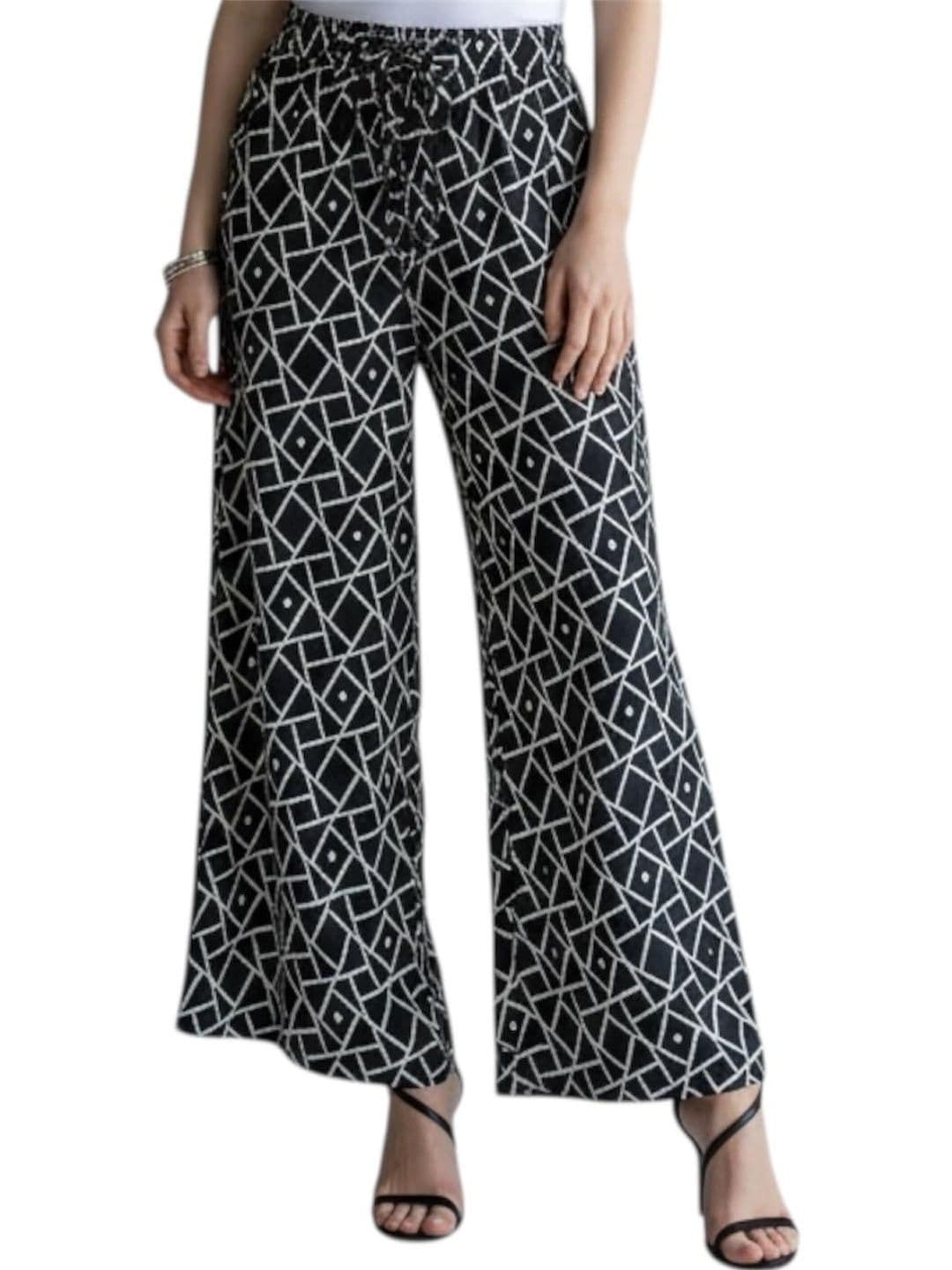 Nelwin Ji Women Printed Knitted Palazzos - view 1
