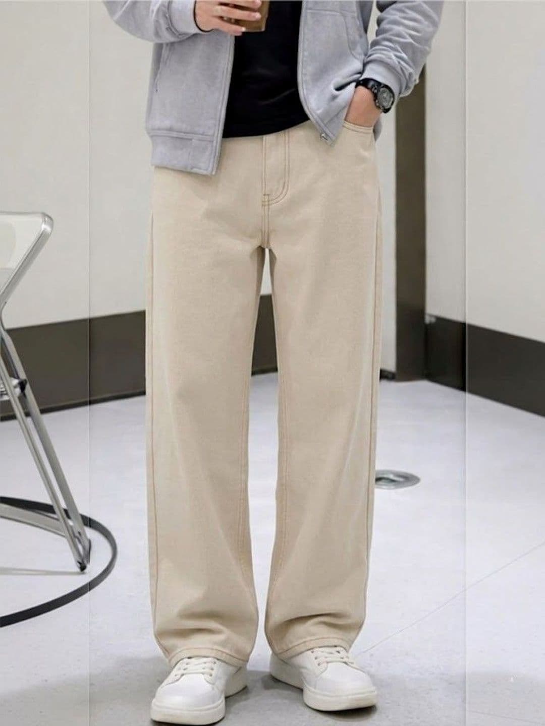 FEBRi Men Wide Leg Mid-Rise Jeans - view 1