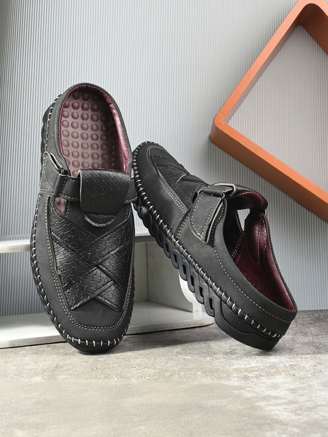 MEN'S AVENUE Men Shoe-Style Sandals - view 1