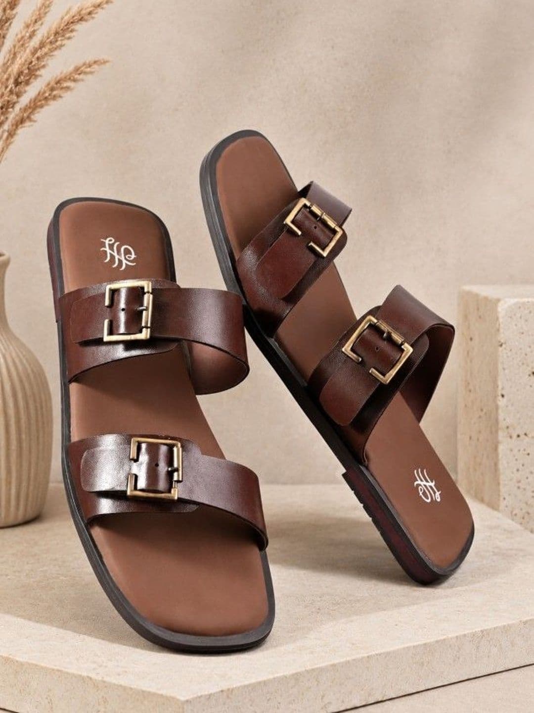 House of Pataudi Men Black Casual Slip On T-Strap Anti Slip Flat Heel Lightwieght Sandals - view 1