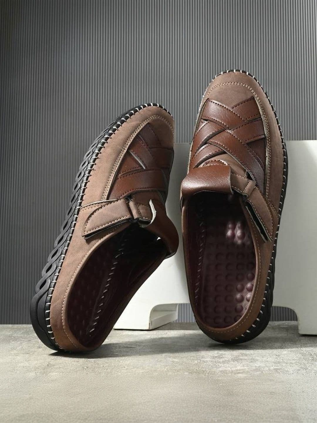 MEN'S AVENUE Men Shoe-Style Sandals - view 1