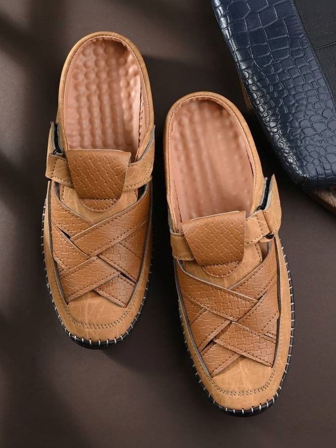 MEN'S AVENUE Men Shoe-Style Sandals - view 1