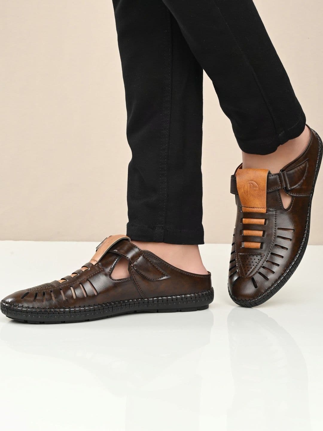LORENCE FASHION HUB Men Fisherman Sandals - view 1
