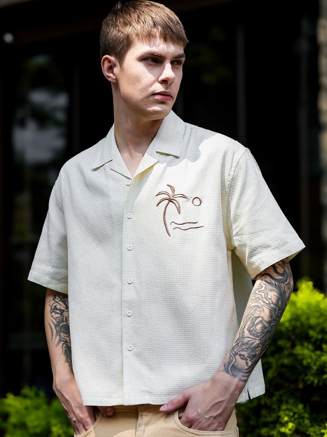 Eszett Beach Textured Spread Collar Cotton Oversized Shirt - view 1